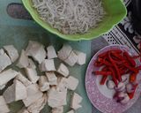 Foto langkah ke 1 dari resep Tahu Susu Teri Balado.