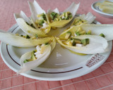Foto del paso 1 de la receta: Endivias con queso tierno y aguacate!!!