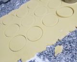 Foto del paso 3 de la receta: Alfajores de vainilla en nieve