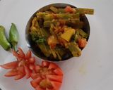 સરગવો અને બટાકા નું શાક (Saragva Bataka Shak Recipe In Gujarati) રેસીપી સ્ટેપ5ફોટો