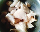 櫛瓜炒鮑魚菇的食譜步驟1照片