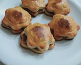 A picture of step 13 of Chicken floral patties.