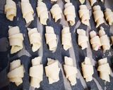 Pas rețetă Cornulete fragede cu 3 ingrediente 3 fotografie