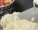 Foto del passaggio 3 della ricetta Muffins gluten free ai 3 frutti