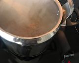 Foto del paso 2 de la receta: Porotos (frijoles) negros con sofrito de carne, cebolla y pimentón