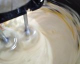 Foto langkah ke 3 dari resep Marble cake.