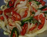 Foto langkah ke 2 dari resep Tumis Tauge Pedas Menggoyang Lidah.