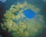 Foto del paso 8 de la receta: 🌯Empanada de morcilla🌭 y pera🍐 con masa casera