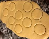Foto del paso 4 de la receta: Alfajores de maicena con aceite