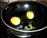 A picture of step 2 of Chicken dakbunglow.