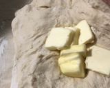 Foto langkah ke 3 dari resep Roti Sobek isi Keju Tanpa Telur.
