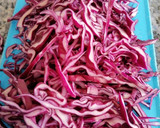 Foto del paso 1 de la receta: Ensalada de spaghetti con lombarda