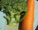 Foto langkah ke 1 dari resep Cream Soup Brocoli Wortel.