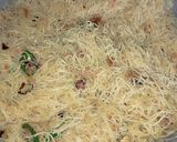 Foto langkah ke 4 dari resep Bihun Goreng Ala Kondangan.