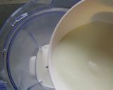 A picture of step 1 of Mango Strawberry Melon Smoothie.