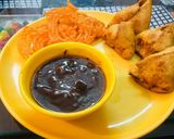 A picture of step 9 of Samosa with Tamarind Chutney.