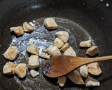 A picture of step 2 of Mushroom Chicken Pasta.