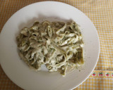 Foto del paso 6 de la receta: Tagliatelle de espinaca con salsa de queso