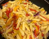 A picture of step 9 of Mac and bell peppers stir fry.
