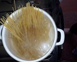 Foto del paso 5 de la receta: Fideos espaguetis🍜 con tuco de pollo 🍗