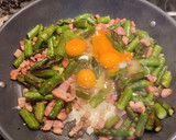 Foto del paso 5 de la receta: Revuelto de espárragos