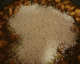 Foto del paso 7 de la receta: Arroz con Berberechos y Sepia
