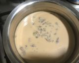A picture of step 3 of Saffron Tea.