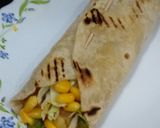 A picture of step 9 of Fusion vegetable wraps.