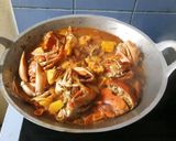 Foto langkah ke 5 dari resep Kepiting asam manis pedas.
