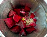 A picture of step 2 of Beetroot Chutney.