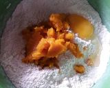Foto langkah ke 4 dari resep Donat Labu Kuning.