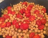 Foto del passaggio 2 della ricetta Insalata di pasta pomodorini e ceci al curry