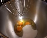 Foto del passaggio 1 della ricetta Ciambella sofficissima alla panna