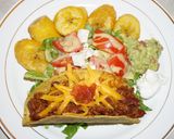 A picture of step 4 of Chile con carne taco bar.