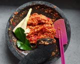 Foto langkah ke 2 dari resep Ceker Ayam Pedas.