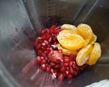 A picture of step 1 of Orange-Pomegranat Cooler.