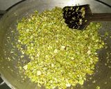 A picture of step 7 of Surti Kapuria (Instant version of Dhokla) Recipe.
