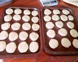 Foto langkah ke 2 dari resep Donat Lembut tanpa kentang.