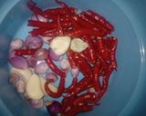 Foto langkah ke 3 dari resep Patin sambal daun kunyit.