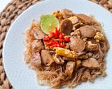 Foto langkah ke 8 dari resep Bihun Goreng Siram Pentol Orek.