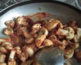 चटपटी मूंगफली मशरूम (Chatpati moongfali mushroom recipe in hindi) रेसिपी चरण 5 फोटो