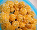 Foto langkah ke 7 dari resep Bola nasi abon keju.