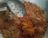 A picture of step 3 of بھنڈی.