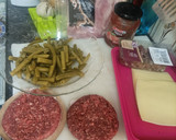 Foto del paso 1 de la receta: Librito de hamburguesa con mermelada y salteado de judías