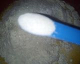 A picture of step 2 of Vanilla-stuffed mini pancakes.