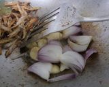 A picture of step 2 of Fried Lady Fingers with Egg and Anchovies (Malaysian Style).