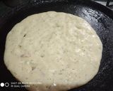 A picture of step 3 of Suji Uttapam.
