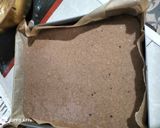 صورة لخطوة 4 من وصفة كيكة السنيكرز