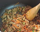 A picture of step 5 of Spicy Chicken Noodles.