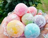 Foto langkah ke 4 dari resep Bola-Bola Susu Pelangi.
